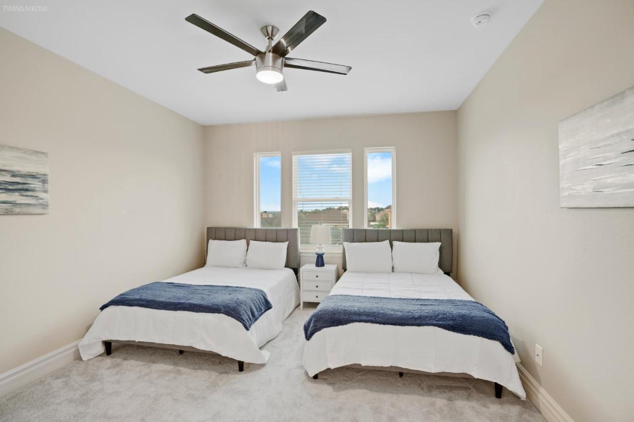 Newly Built Stylish Retreat With Designer Kitchen - Near Park & Beach Corpus Christi Exterior photo