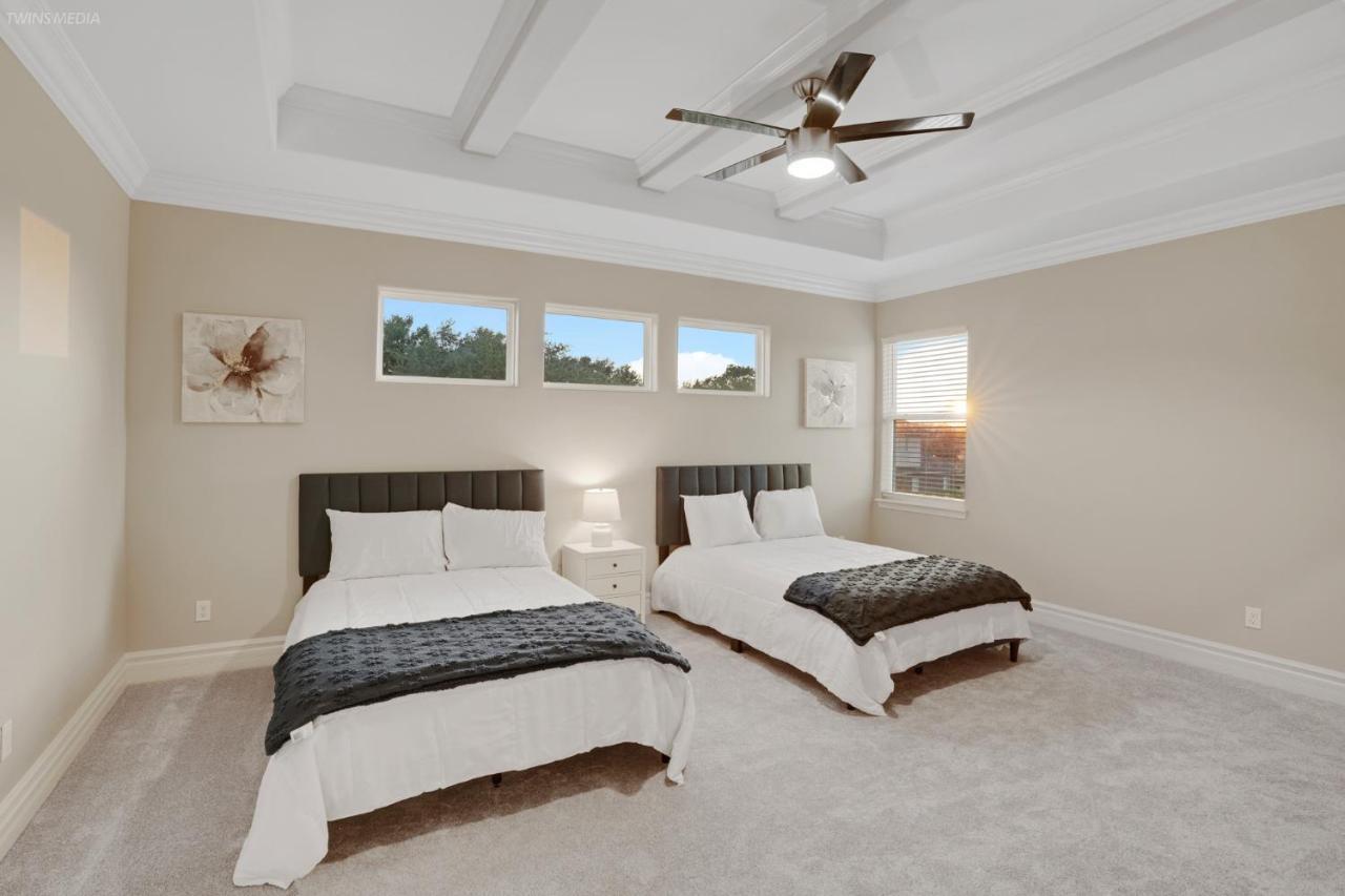 Newly Built Stylish Retreat With Designer Kitchen - Near Park & Beach Corpus Christi Exterior photo