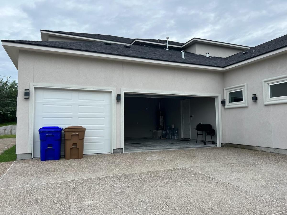 Newly Built Stylish Retreat With Designer Kitchen - Near Park & Beach Corpus Christi Exterior photo