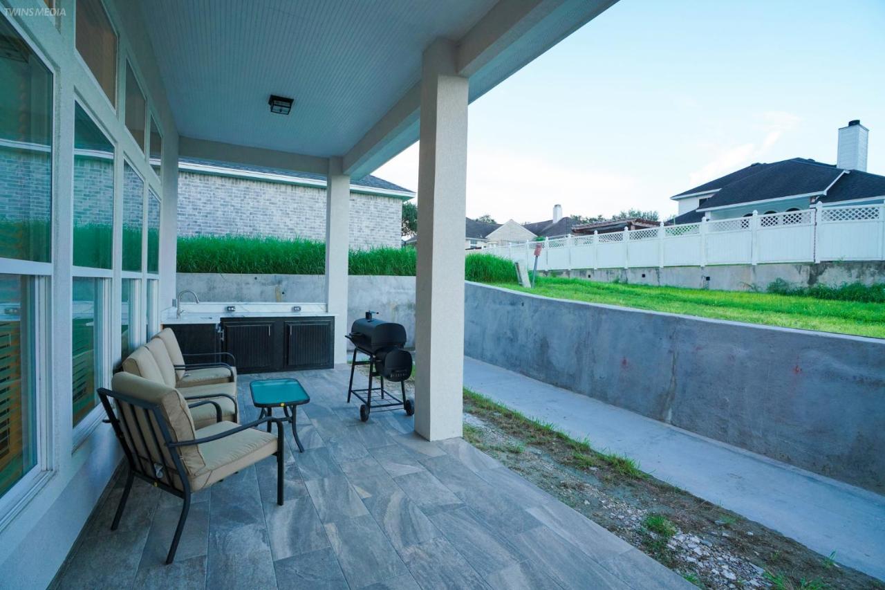 Newly Built Stylish Retreat With Designer Kitchen - Near Park & Beach Corpus Christi Exterior photo
